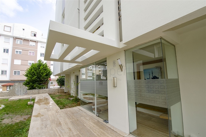 شقة واسعة 3 + 1 مع الأثاث في هورما كونيالتي