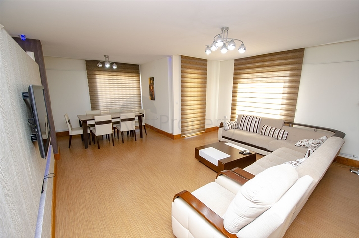 شقة واسعة 3 + 1 مع الأثاث في هورما كونيالتي