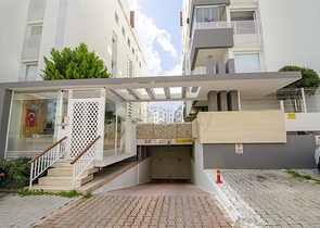 شقة واسعة 3 + 1 مع الأثاث في هورما كونيالتي