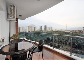 للراغبين بمنزل للعطلات - شقة غرفتين وصالة - ضمن مجمع 5نجوم -في الانيا 