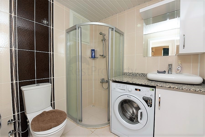 قريبة من البحر -شقة مفروشة - غرفتين وصالة -ضمن مجمع سكني -مهموتلار / الانيا 