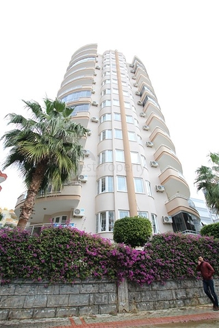 قريبة من البحر -شقة مفروشة - غرفتين وصالة -ضمن مجمع سكني -مهموتلار / الانيا 