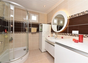 شقة 2 غرفة وصالة - فرش فاخر - ضمن مجمع سكني - في مهموتلار / الانيا 