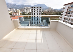 شقة 2 غرفة وصالة - فرش فاخر - ضمن مجمع سكني - في مهموتلار / الانيا 