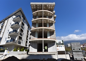 شقق ضمن مجمع سكني حديث في مهموتلار / الانيا 