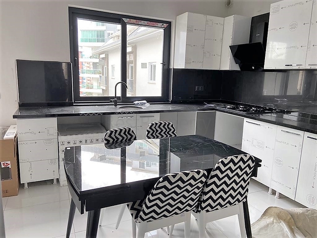 شقق سكنية عائلية - بأسعار جيدة - مجمع سكني حديث - مهموتلار / الانيا 