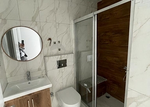 شقق سكنية عائلية - بأسعار جيدة - مجمع سكني حديث - مهموتلار / الانيا 