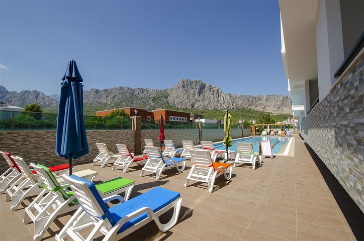 شقة بغرفة نوم واحدة في مجمع عند سفح جبال طوروس