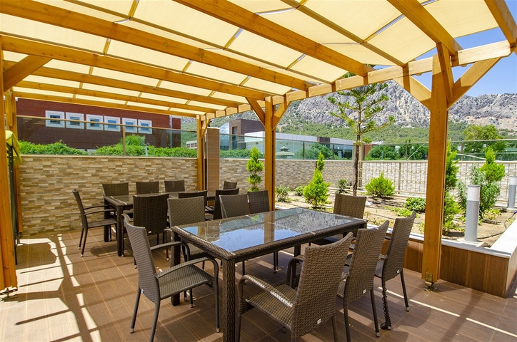 شقة بغرفة نوم واحدة في مجمع عند سفح جبال طوروس