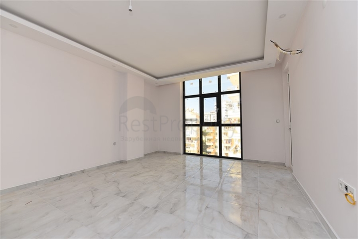 شقق ودوبلكس ضمن مجمع سكني حديث في الانيا / مهموتلار 