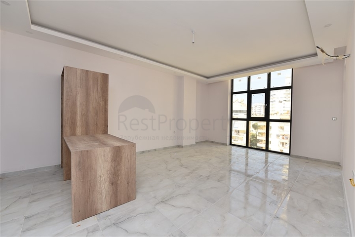 شقق ودوبلكس ضمن مجمع سكني حديث في الانيا / مهموتلار 