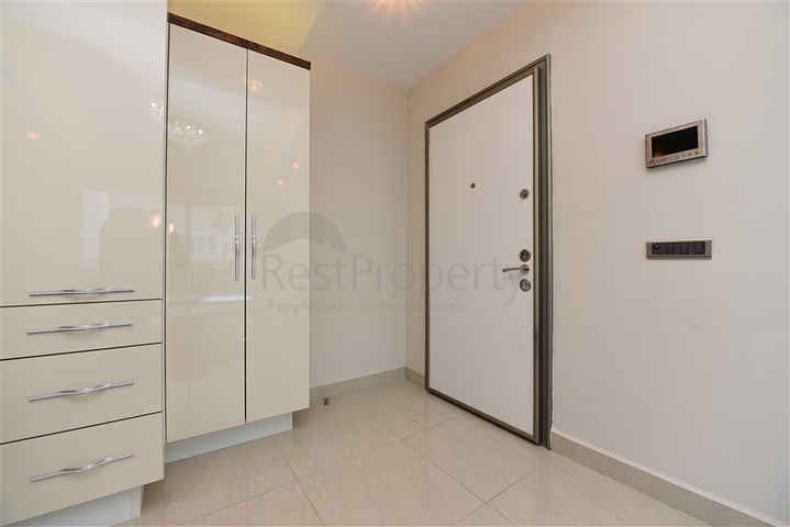 شقة بغرفة نوم واحدة في مجمع مع البنية التحتية 