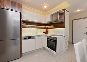 شقة بغرفة نوم واحدة في مجمع مع البنية التحتية 