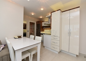 شقة بغرفة نوم واحدة في مجمع مع البنية التحتية 