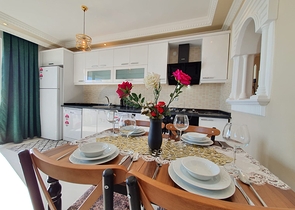 اطلالة بحر ساحرة - شقة غرفتين وصالة مفروشة  - في منطقة مهموتلار / الانيا 