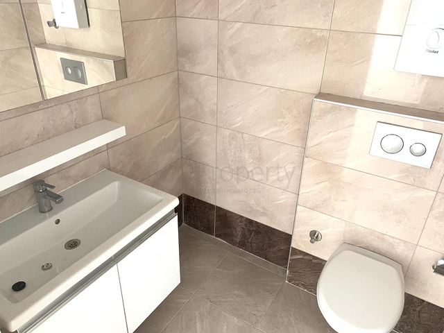 مجمع سكني 5 نجوم - قريب من البحر -شقة غرفة وصالة - في كاستل / الانيا 