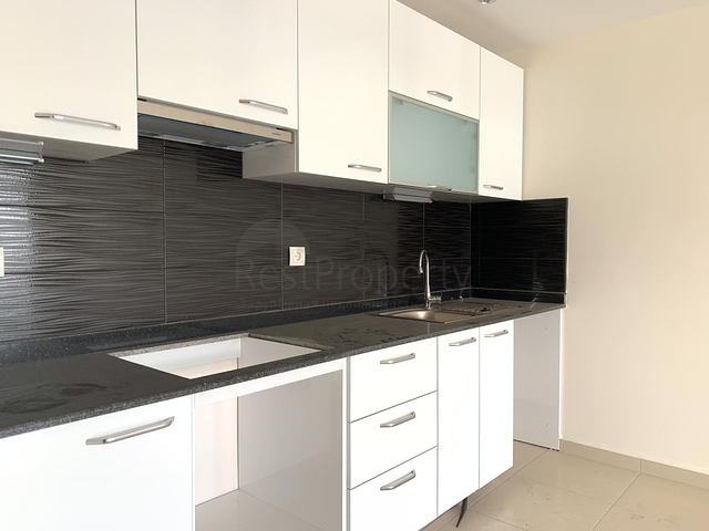 مجمع سكني 5 نجوم - قريب من البحر -شقة غرفة وصالة - في كاستل / الانيا 