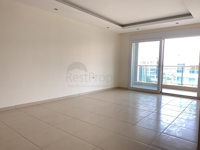 مجمع سكني 5 نجوم - قريب من البحر -شقة غرفة وصالة - في كاستل / الانيا 