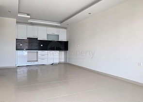 مجمع سكني 5 نجوم - قريب من البحر -شقة غرفة وصالة - في كاستل / الانيا 