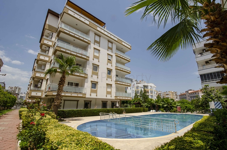 شقة 1 + 1 في منطقة ليمان كونيالتي 800 م على البحر