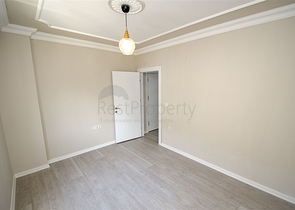 شقة 1 + 1 في منطقة ليمان كونيالتي 800 م على البحر