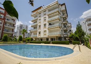 شقة 1 + 1 في منطقة ليمان كونيالتي 800 م على البحر