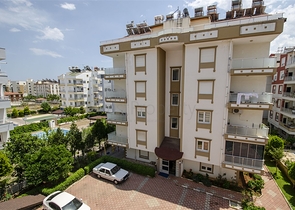 شقة 1 + 1 في منطقة ليمان كونيالتي 800 م على البحر