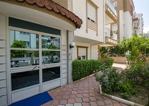 شقة 1 + 1 في منطقة ليمان كونيالتي 800 م على البحر