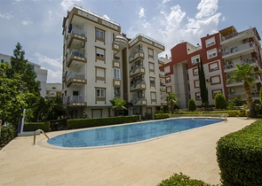 شقة 1 + 1 في منطقة ليمان كونيالتي 800 م على البحر