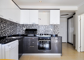 اطلالة بحر - شقة غرفة وصالة - مفروشة -ضمن مجمع سكني - مهموتلار / الانيا 