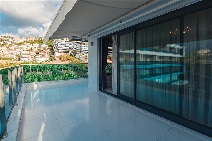 منزل الاحلام - دوبلكس فاخرة مع مسبح خاص في التراس -ضمن مجمع سكني 5 نجوم - كارجي جاك / الانيا 