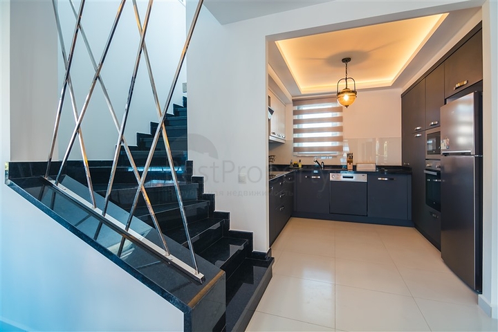 منزل الاحلام - دوبلكس فاخرة مع مسبح خاص في التراس -ضمن مجمع سكني 5 نجوم - كارجي جاك / الانيا 