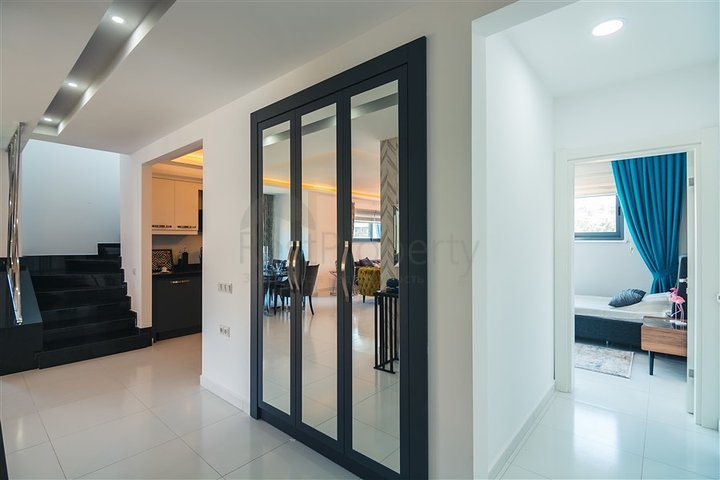 منزل الاحلام - دوبلكس فاخرة مع مسبح خاص في التراس -ضمن مجمع سكني 5 نجوم - كارجي جاك / الانيا 