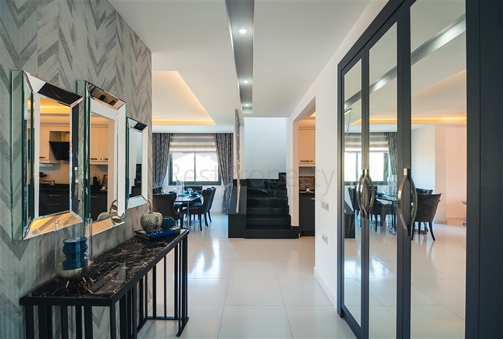 منزل الاحلام - دوبلكس فاخرة مع مسبح خاص في التراس -ضمن مجمع سكني 5 نجوم - كارجي جاك / الانيا 