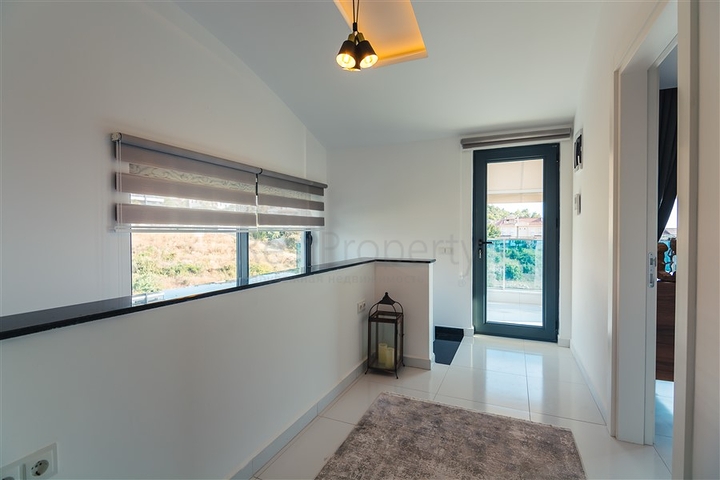 منزل الاحلام - دوبلكس فاخرة مع مسبح خاص في التراس -ضمن مجمع سكني 5 نجوم - كارجي جاك / الانيا 