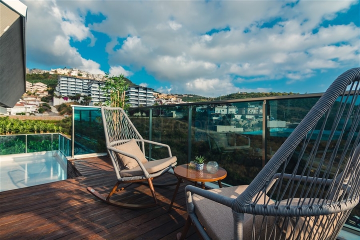 منزل الاحلام - دوبلكس فاخرة مع مسبح خاص في التراس -ضمن مجمع سكني 5 نجوم - كارجي جاك / الانيا 