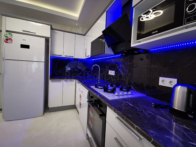 مجمع سكني فاخر - شقة مفروشة غرفة وصالة - قريبة من البحر - مهموتلار / الانيا 