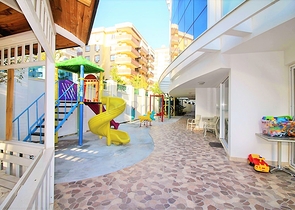 مجمع سكني فاخر - شقة مفروشة غرفة وصالة - قريبة من البحر - مهموتلار / الانيا 