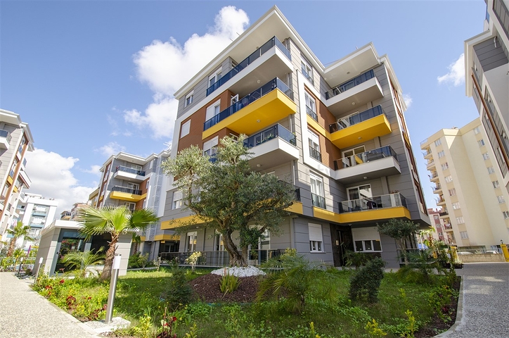 شقق 2 + 1 و 3 + 1 في مشروع جاهز في وسط مدينة أنطاليا