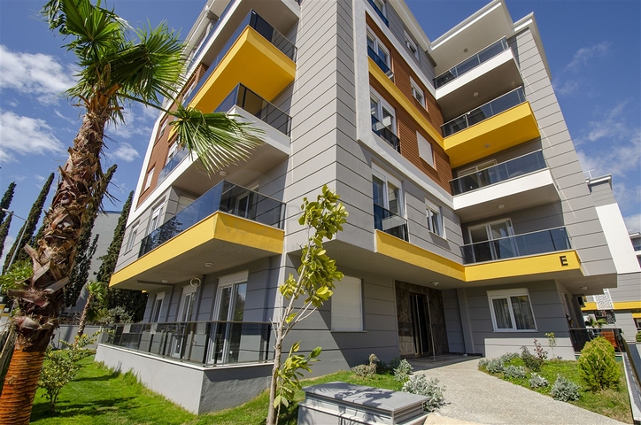 شقق 2 + 1 و 3 + 1 في مشروع جاهز في وسط مدينة أنطاليا