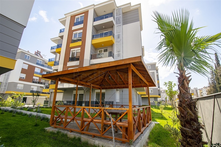 شقق 2 + 1 و 3 + 1 في مشروع جاهز في وسط مدينة أنطاليا