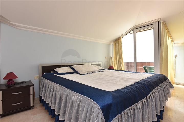 اطلالة بحر - دوبلكس اربع غرف وصالة - مفروشة - في منطقة كاستل / الانيا 