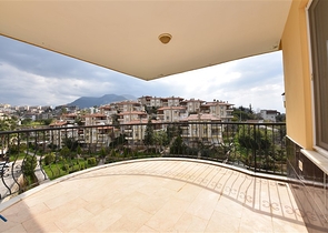 اطلالة بحر - دوبلكس اربع غرف وصالة - مفروشة - في منطقة كاستل / الانيا 