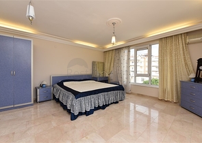 اطلالة بحر - دوبلكس اربع غرف وصالة - مفروشة - في منطقة كاستل / الانيا 