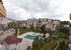 اطلالة بحر - دوبلكس اربع غرف وصالة - مفروشة - في منطقة كاستل / الانيا 