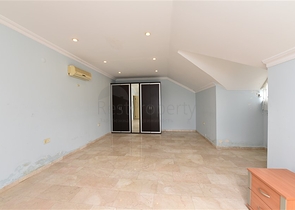 اطلالة بحر - دوبلكس اربع غرف وصالة - مفروشة - في منطقة كاستل / الانيا 