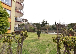 اطلالة بحر - دوبلكس اربع غرف وصالة - مفروشة - في منطقة كاستل / الانيا 