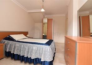 اطلالة بحر - دوبلكس اربع غرف وصالة - مفروشة - في منطقة كاستل / الانيا 