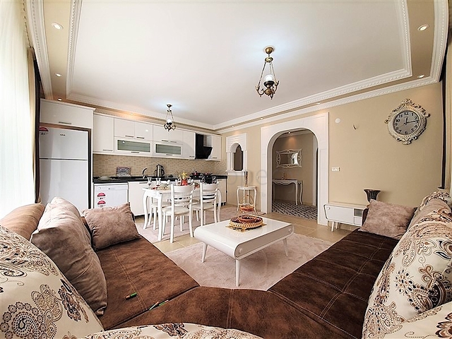 قريبة من البحر - شقة مفروشة - 2 غرفة وصالة - في مهموتلار / الانيا 