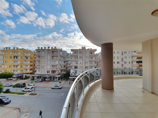 قريبة من البحر - شقة مفروشة - 2 غرفة وصالة - في مهموتلار / الانيا 